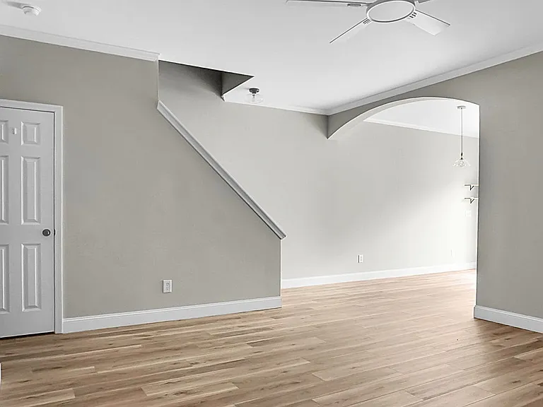 102 Lamplighter Ln — Photo 7