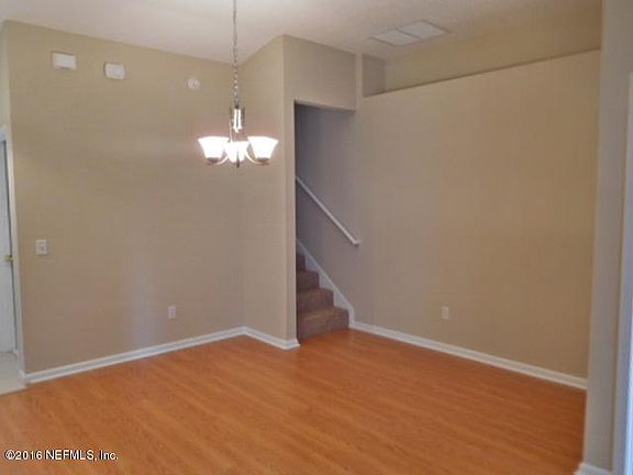 4th image of 2482 Glenfield Dr
