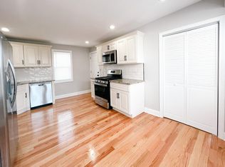 76 Hiawatha Rd FLOOR 2, Mattapan, MA 02126