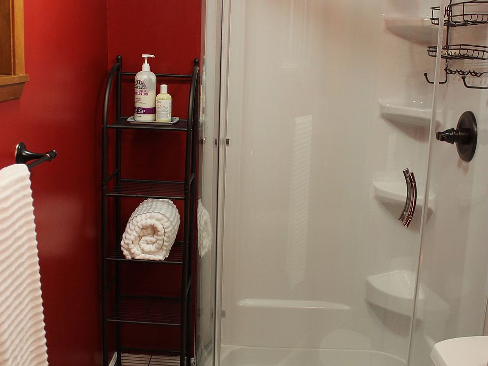 updated Master Bathroom