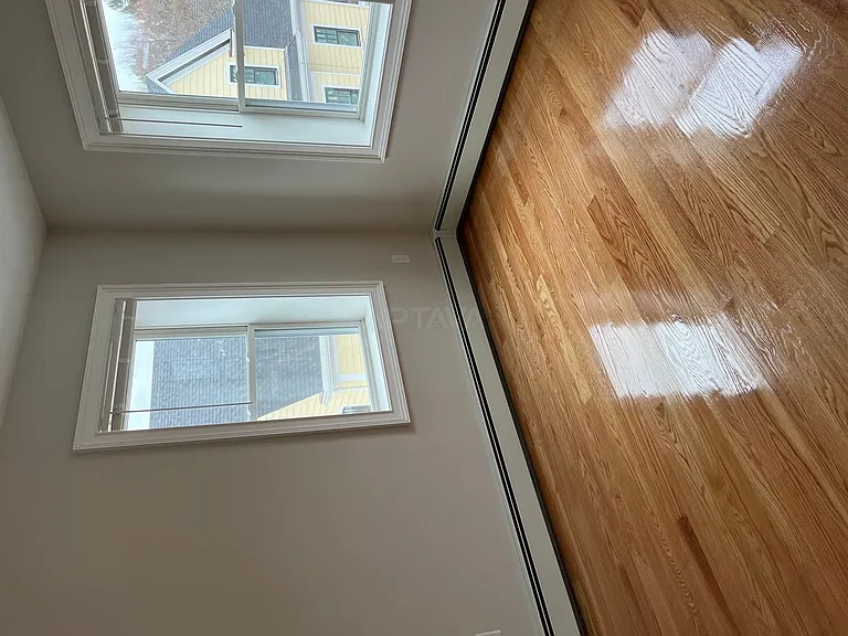 18 Kenwood St #2 — Photo 15