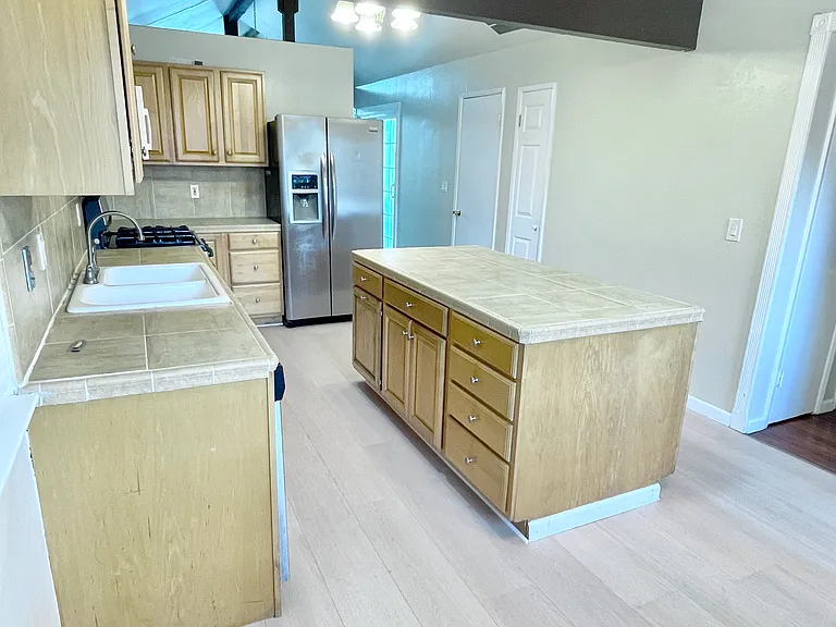 1234 Camino Coronado — Photo 3