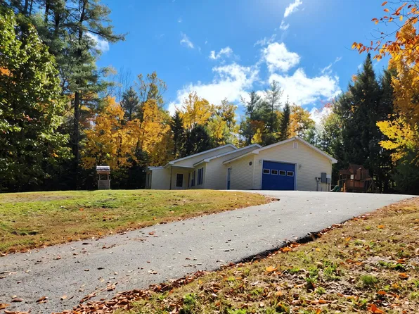 41 Hebron Road, Paris, ME 04281