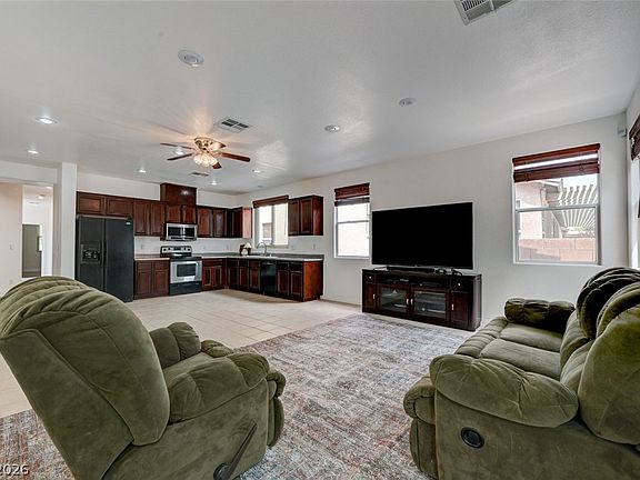 3rd image of 5893 Wildhorse Ledge Ave