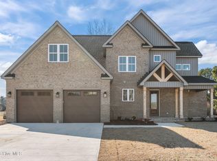 100 Blackwater Drive, Winterville, NC 28590