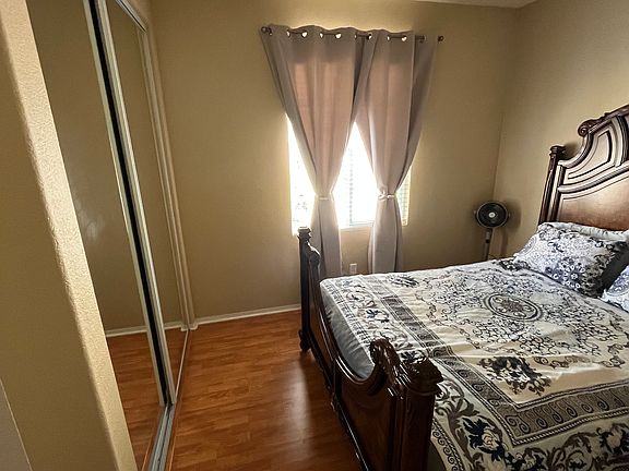 Furnished bedroom for rent