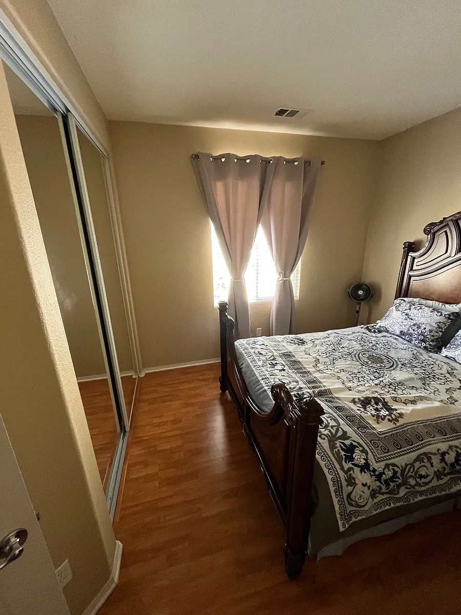 Furnished bedroom for rent - 1621 Balinese Ct