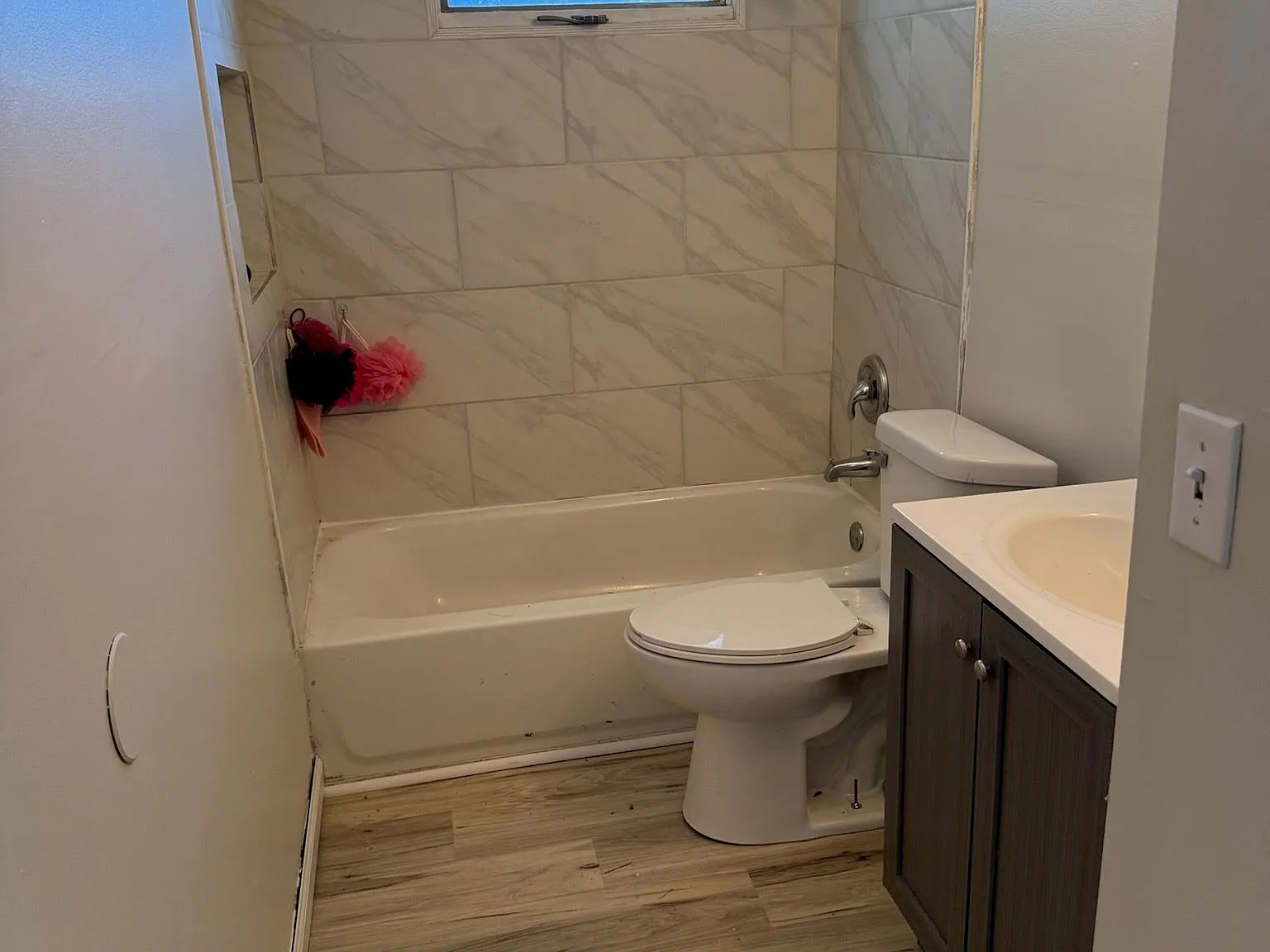 5 bed, 2.0 bath, 1650 sqft, $1,950 — Photo 1
