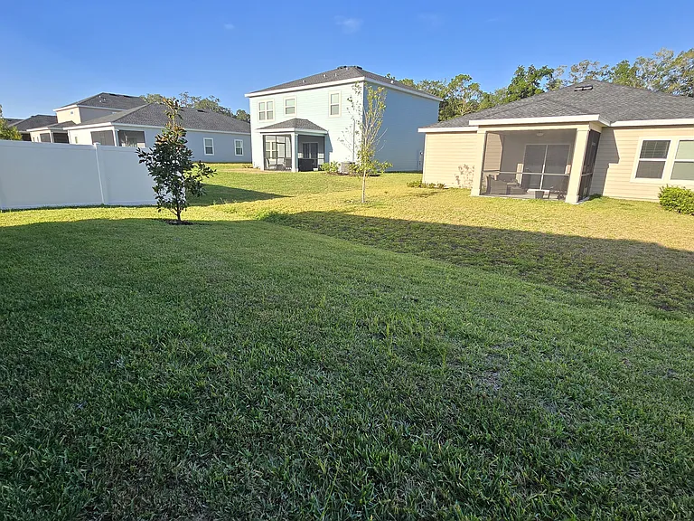 4044 NE 31st Ave — Photo 13