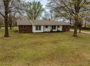 101 W North County Rd, Frontenac, KS 66763