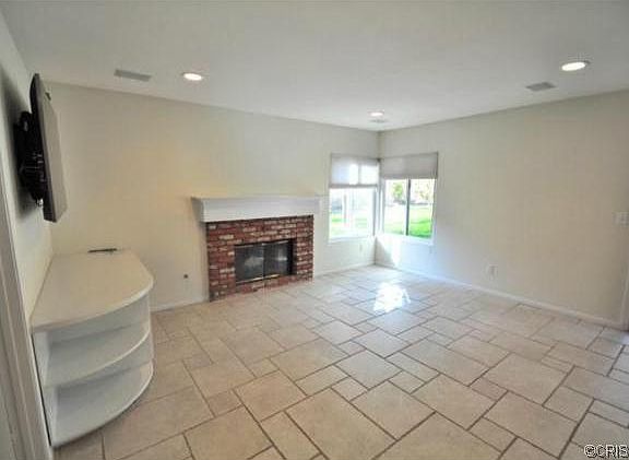 5th image of 25532 Cornwall Pl