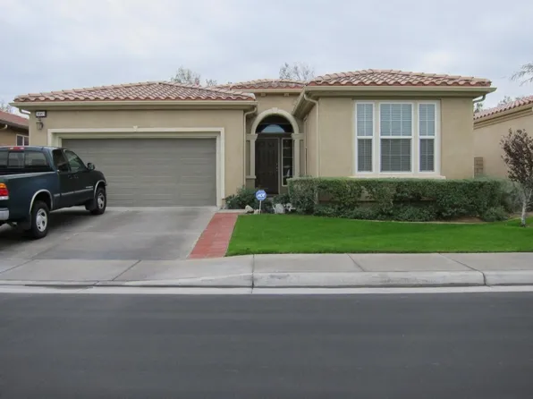 2683 Desert Breeze Way, Palm Springs, CA 92262