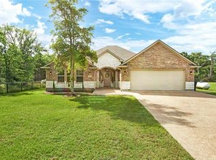 8093 Grassbur Rd, Bryan, TX 77808
