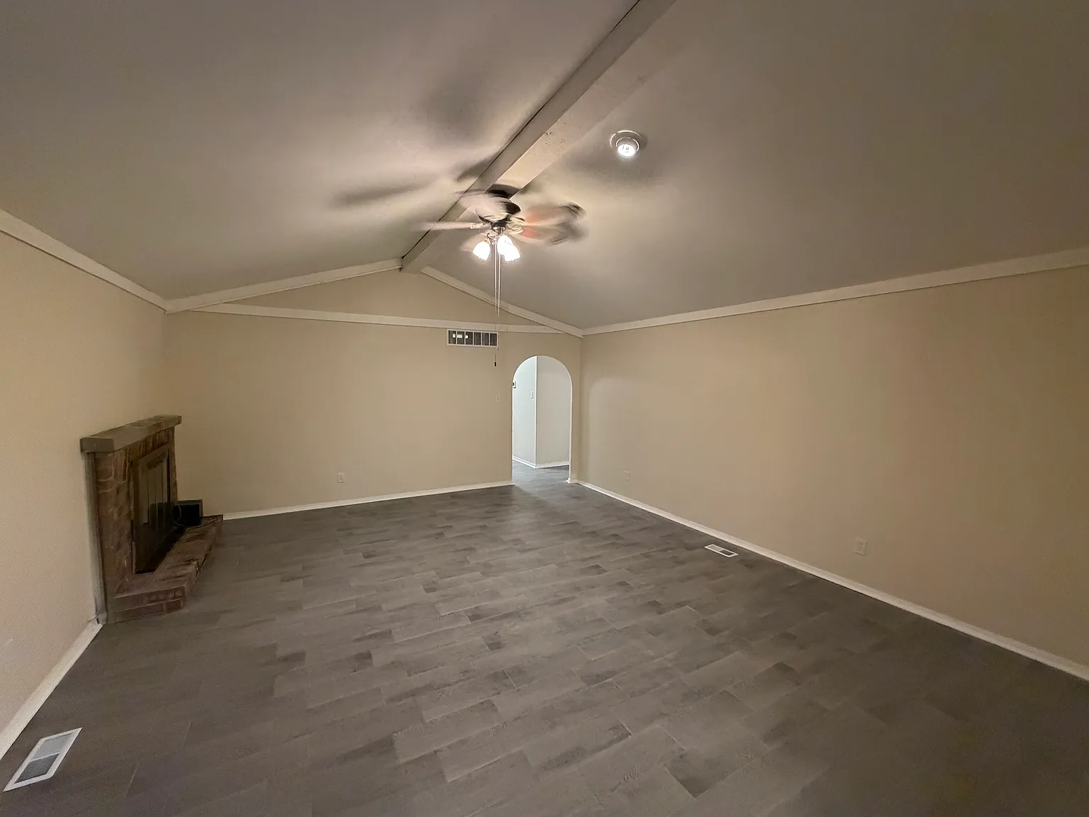 3 bed, 1478 sqft, $1,600 — Photo 3