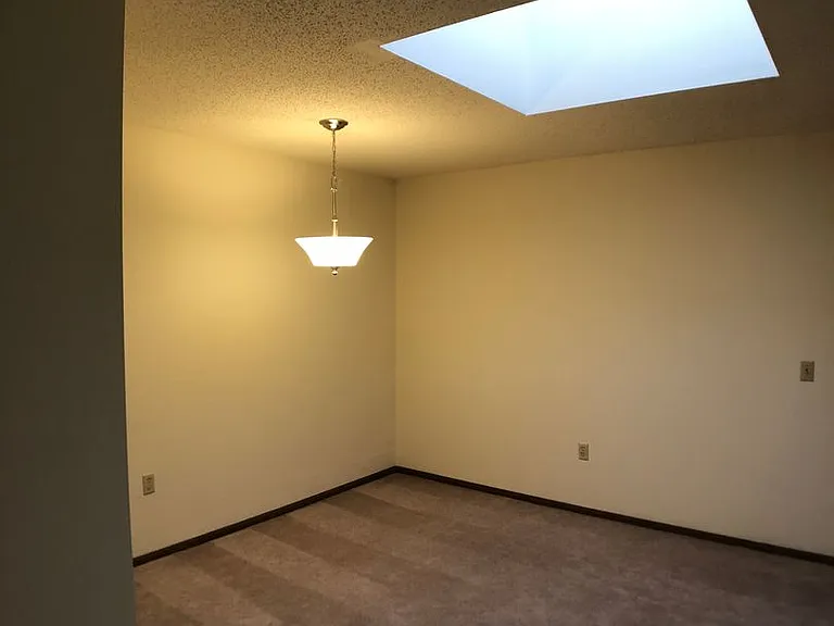 Wingra West Apartments — Photo 31