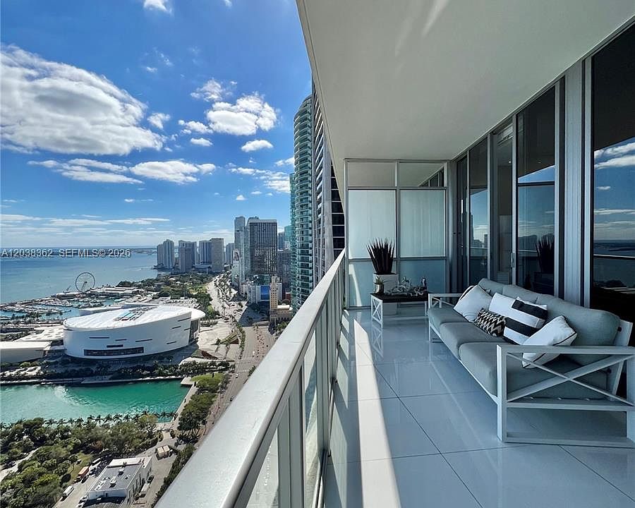 1st image of 1100 Biscayne Blvd Unit 4103