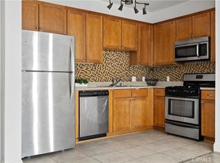 6938 Laurel Canyon Blvd Unit 304, North Hollywood, CA