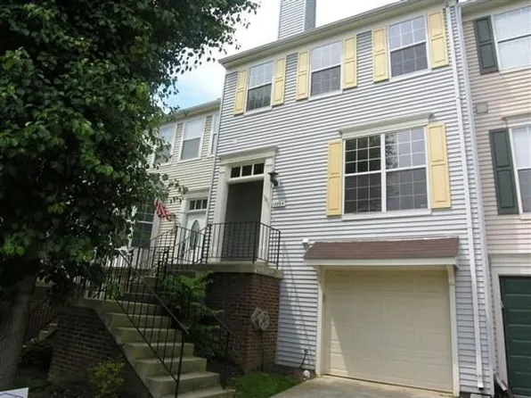 12294 Wye Oak Commons Cir, Burke, VA 22015