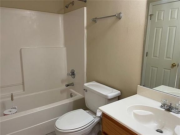 4th image of 519 Spartan Dr APT 9204