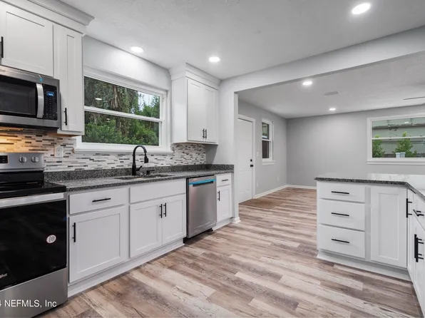 4335 BIRMINGHAM Road, Jacksonville, FL 32207