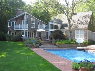 832 Millstone Rd, Water Mill, NY 11976