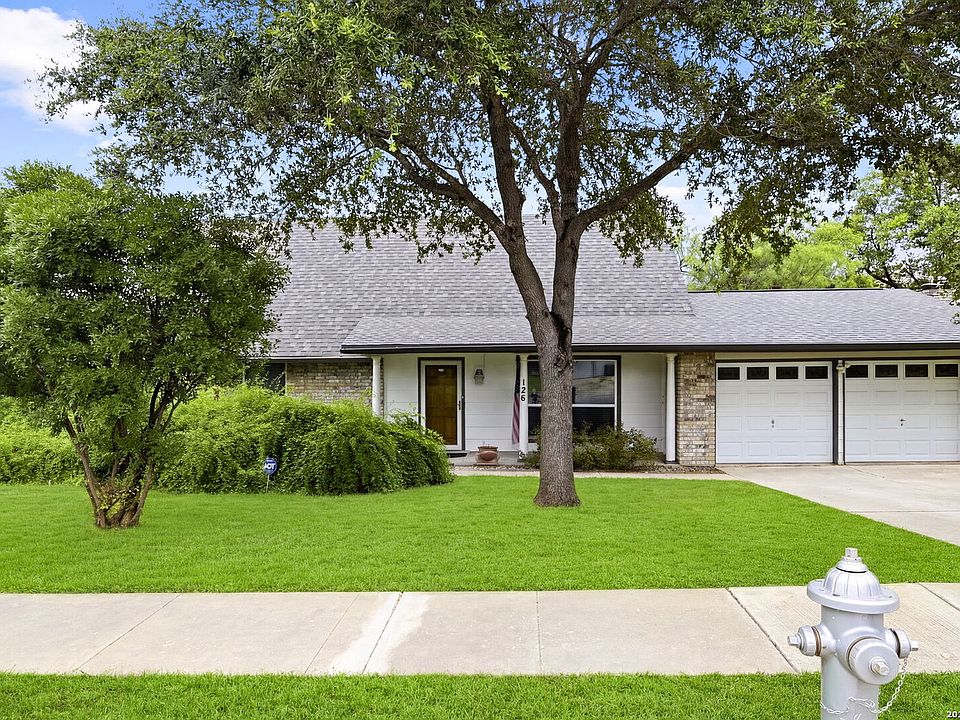 1st image of 126 HARROW DR
