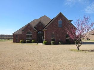 905 Mound View Dr, England, AR 72046