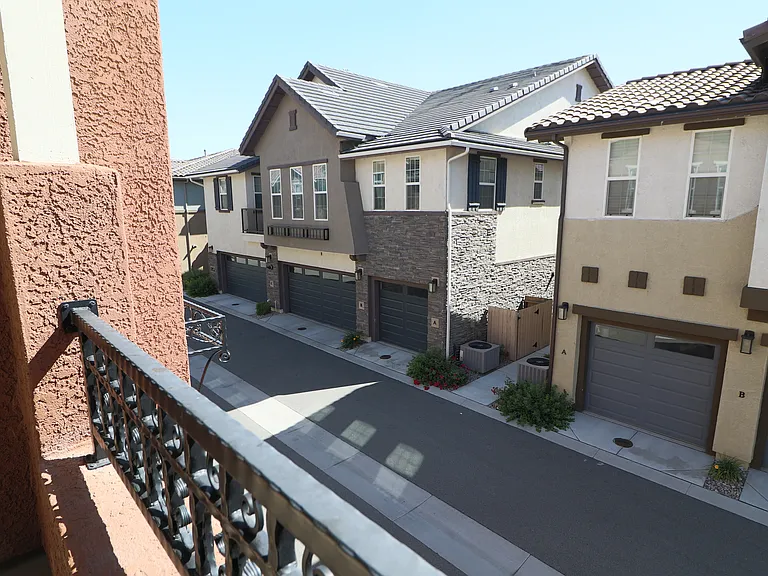 1860 Sea Horse Rd #A — Photo 3