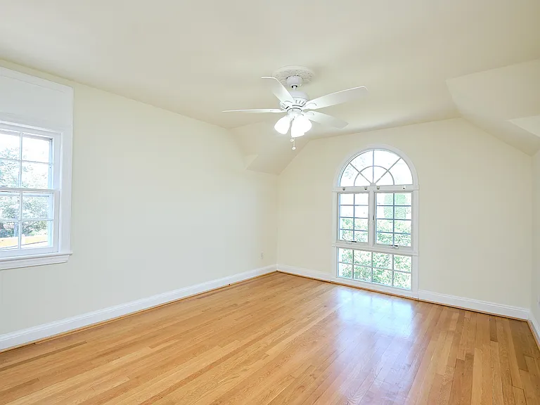 1600 Foxhall Rd NW — Photo 20