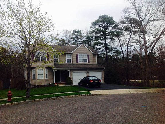 4th image of 27 N Olympia Dr