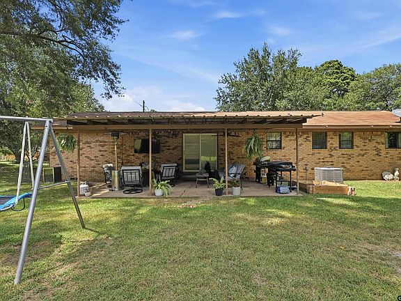 5th image of 106 Highland Dr