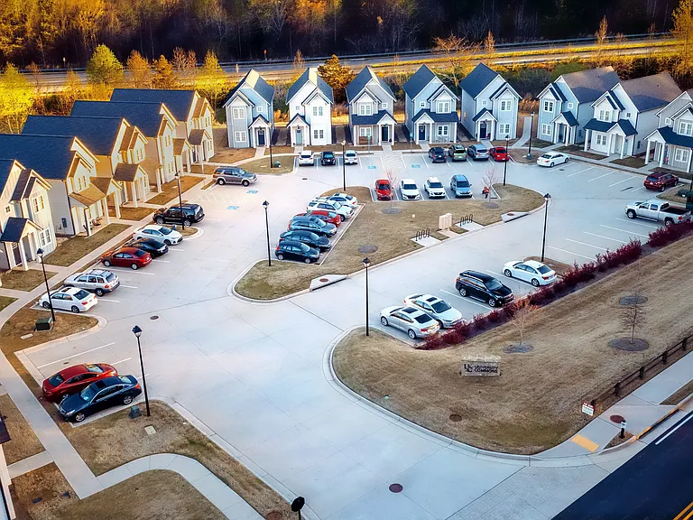 Oakwood Commons By Stella Homes — Photo 7