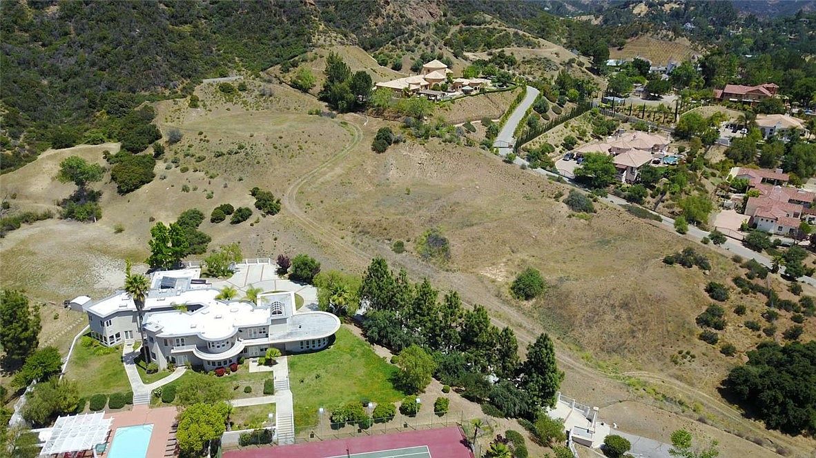 29500 Mulholland Hwy, Agoura Hills, CA 91301 MLS FR22006801 Zillow