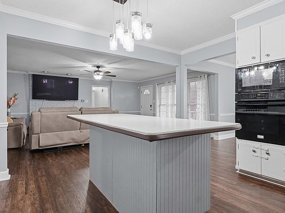14th image of this home