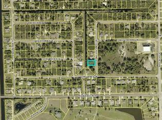 719 Long Distance Ln, Lehigh Acres, FL 33974