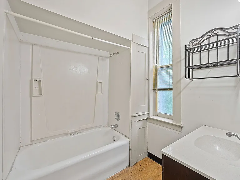 30 E Hollister St #2 — Photo 12