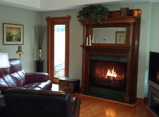 1427 20th Ave APT 1, Seattle, WA 98122