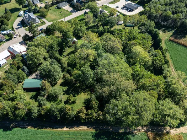 5014 Sherrill Rd, Sherrill, IA 52073