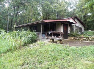 2101 Lone Wolf Dr, Cuba, MO 65453