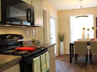 2050 Stony Brook Dr #8715-113, Louisville, KY 40220