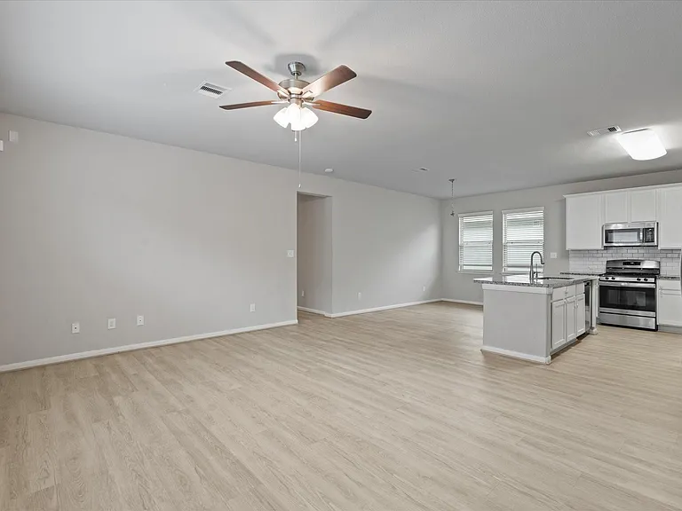 5308 Cj Walker Ln — Photo 4