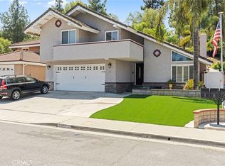 11 Rising Hill Rd, Pomona, CA 91766