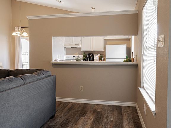 4th image of 5246 Gawain Dr #5246