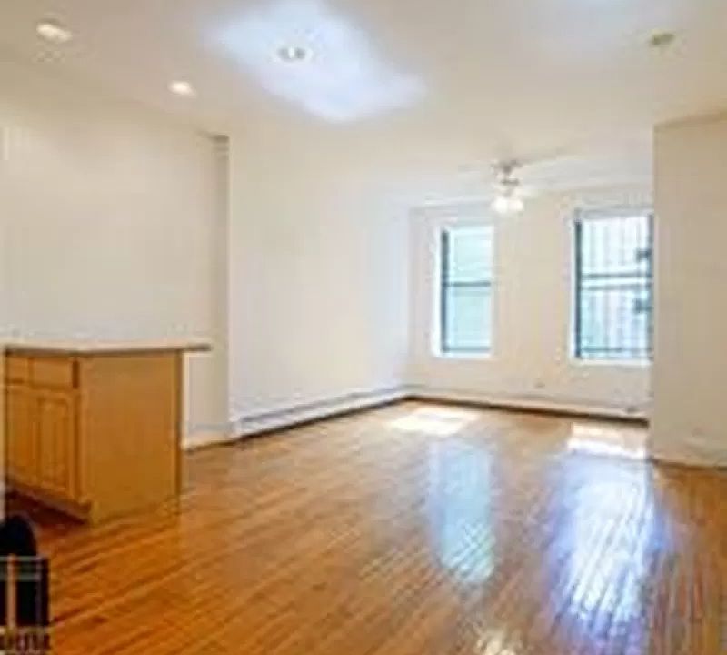 2nd image of 677 Classon Ave #3LF