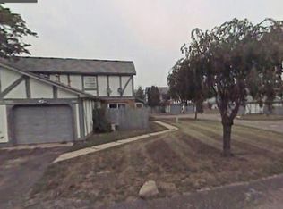 9868 Royce Dr, Indianapolis, IN 46235