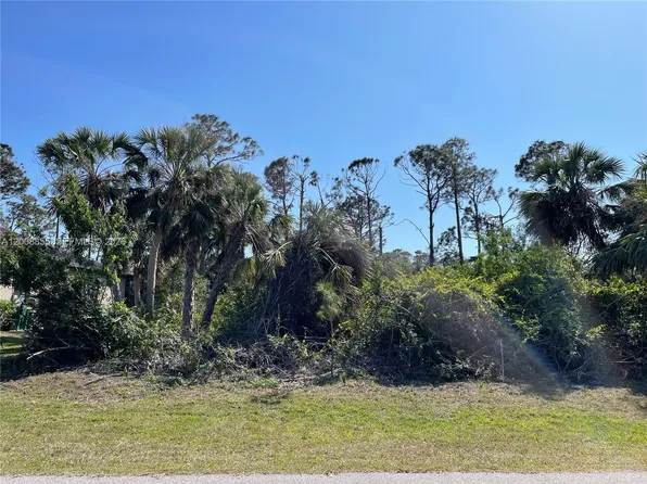 385 Albatross Rd, Rotonda West, FL 33947