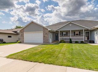 1715 Buchanan St, Little Chute, WI 54140