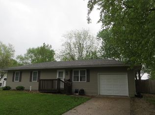 1316 Chickadee Dr, Mexico, MO 65265