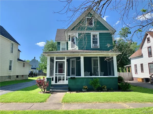 17 Dennison Ave, Whitesboro, NY 13492