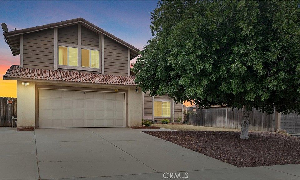 1st image of 12560 Broadleaf Ln